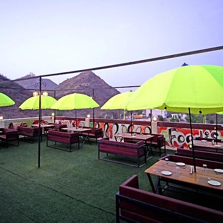 Hotel Raha Udaipur Eksteriør bilde
