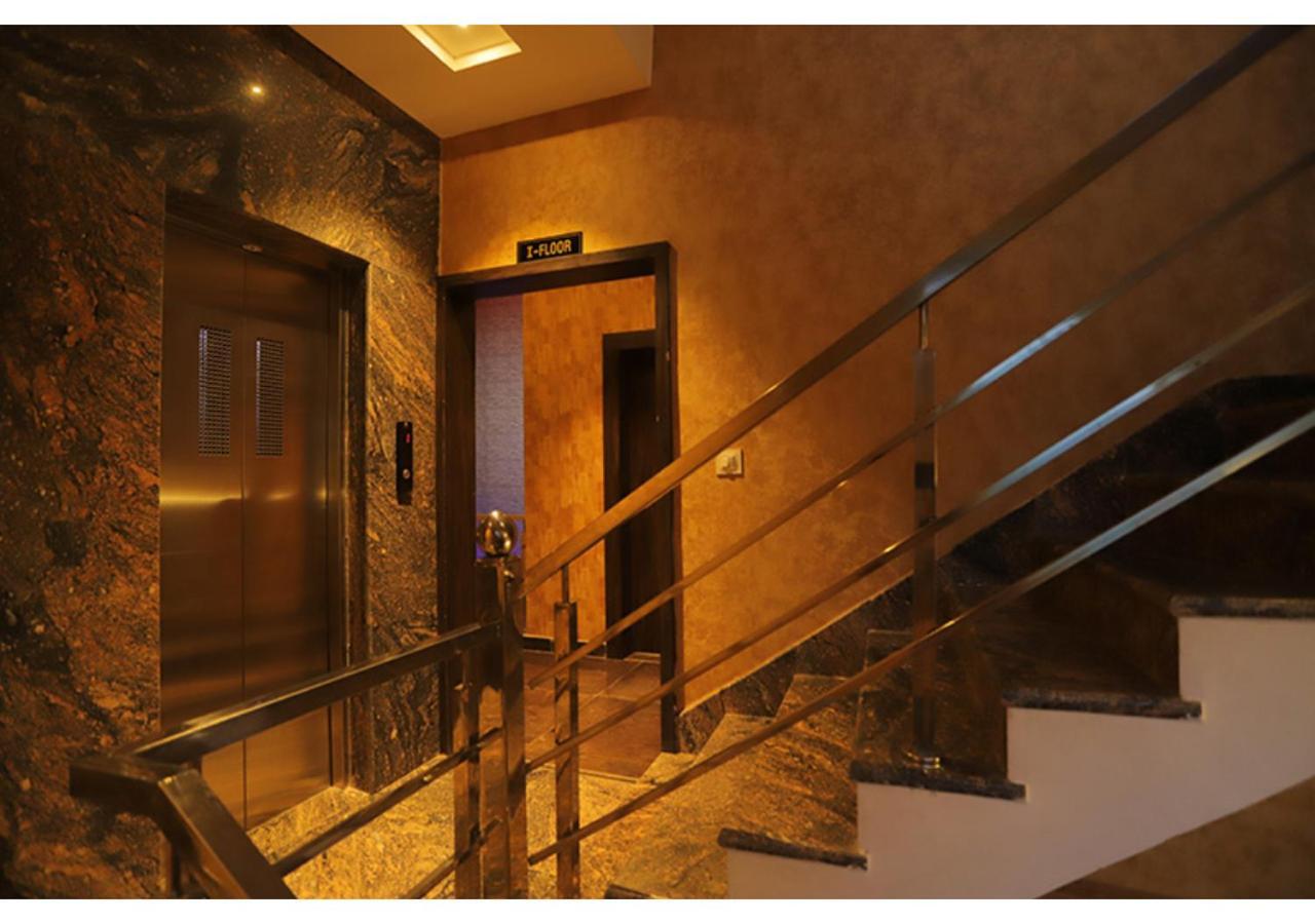 Hotel Raha Udaipur Eksteriør bilde